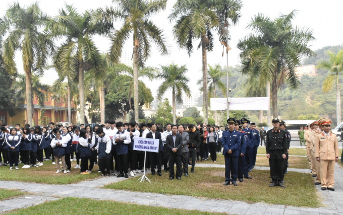 C8233BC5-72C9-4A01-B735-0E206FC9D879.