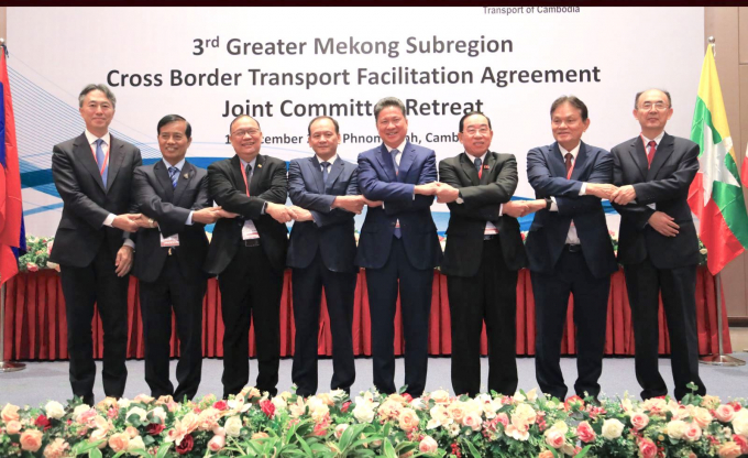 Thúc đẩy triển khai Hiệp định Vận chuyển hành khác