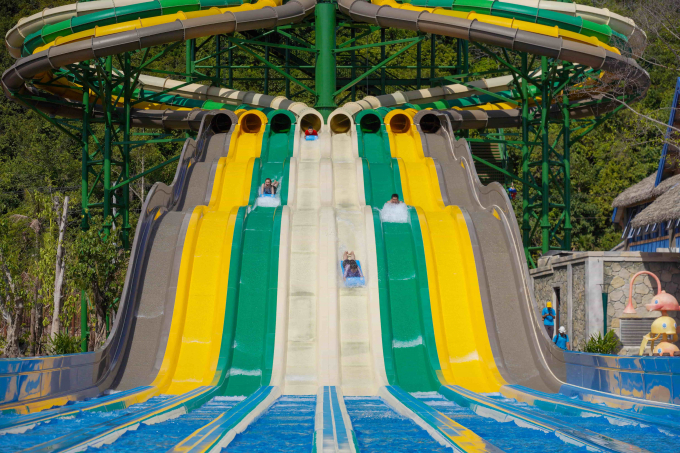 Công viên nước là nơi vui chơi lý tưởng cho gia đì