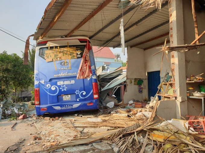 9C018F8D-6670-4659-98AF-BC1498847D59.