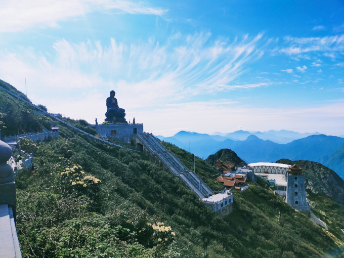 3. Thời tiết xanh trong nắng đẹp tại Fansipan