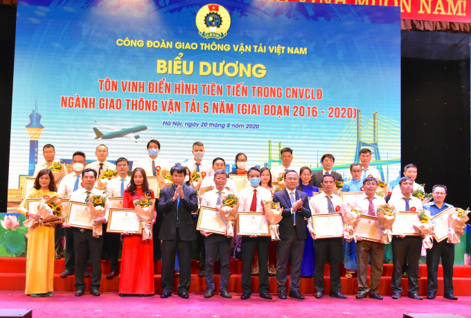 z2034726038880_b1522c4c9b8f08da3656632651097b48