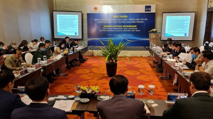 hoi-thao-tham-van-nghien-cuu-phat-trien-logistics-