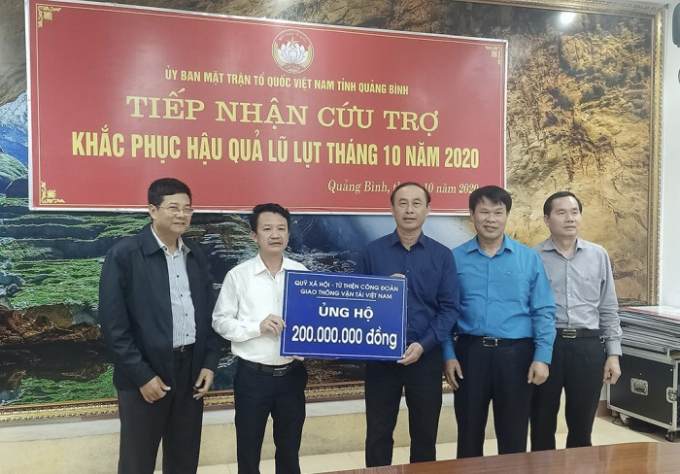 D802E7A3-7E26-43D3-AF1E-CC9FB826550B.