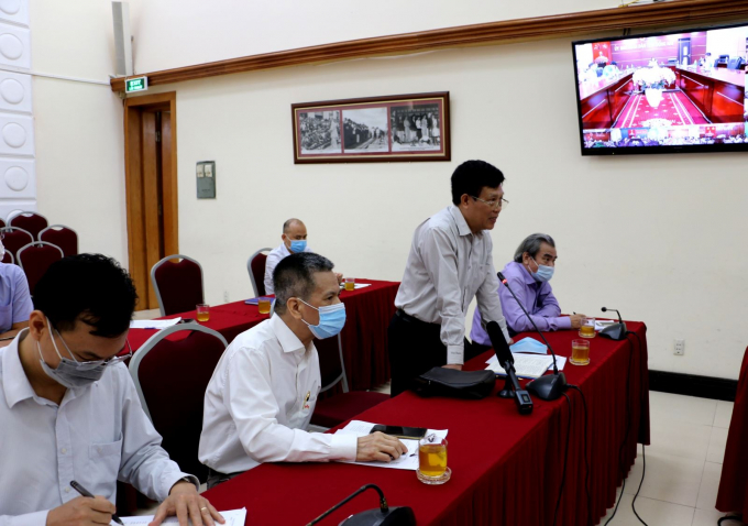 D72A682D-351B-4B10-ACBB-340006C0463F.