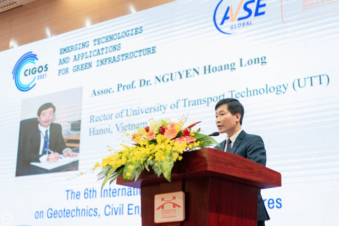 6A76B596-AC85-4459-A4D8-F1F20B911336.