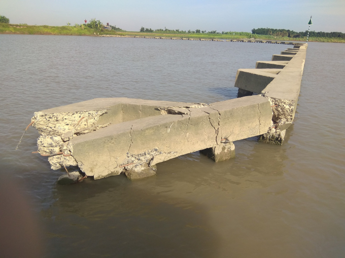 z1041776057741_42a13154c109120b7b7d4d94ed1b0383