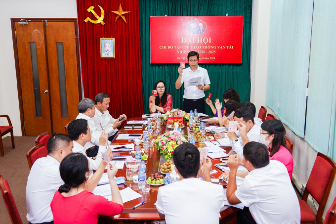 Phấn đấu xây dựng Chi bộ Tạp chí GTVT vững mạnh toàn diện - Ảnh 4.