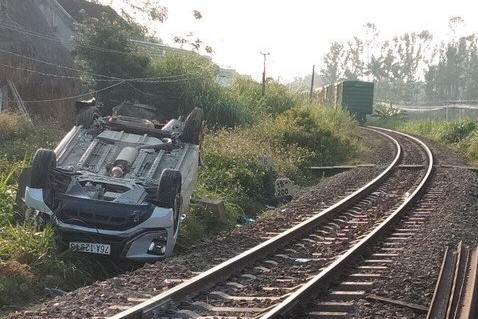 b38d1faa18b1ecefb5a0