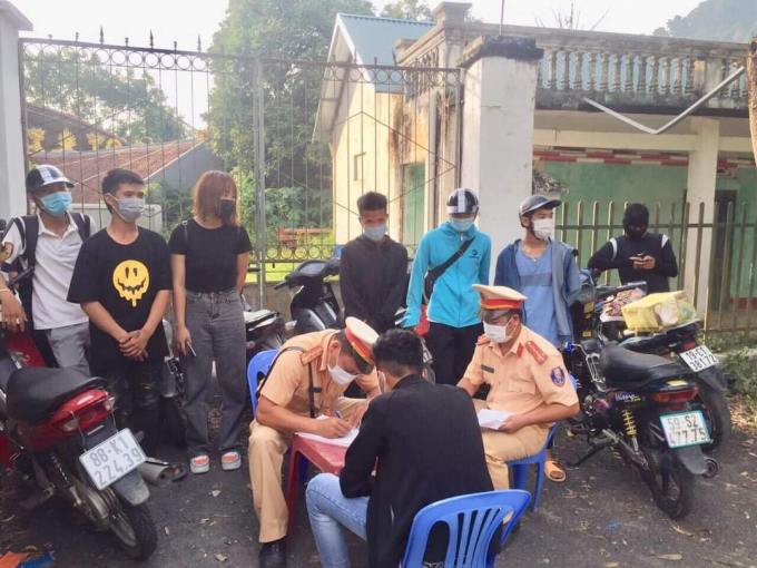 6a0a5ac3bef84aa613e9