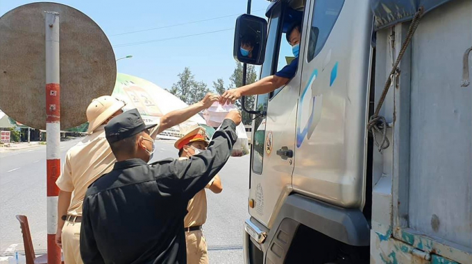 5abdf3975a24ae7af7353