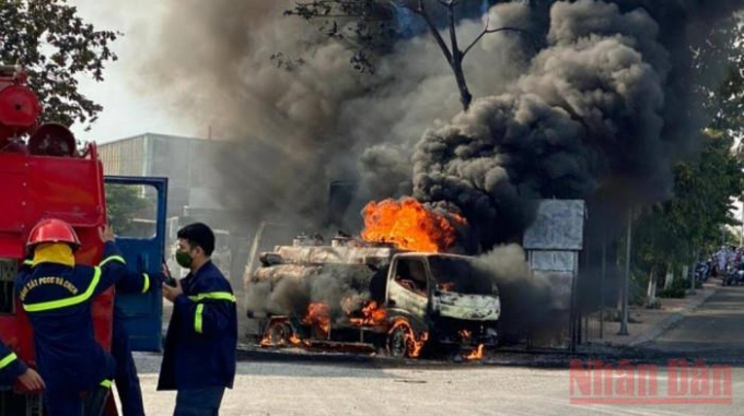 Hien_truong_vu_chay_xe_bon-1645527827340