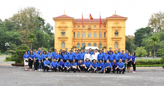 F9D843D9-B4A1-4705-AF80-B87085352B2A.