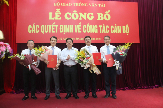 EA1EFF14-4495-49EE-9ECE-995B5BA56B68.