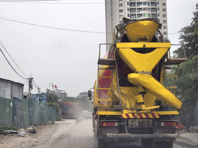 Xe bêtông mang thương hiệu Việt Tiệp thường xuyên vi phạm giờ cấm, phố cấm, tuy nhiên hiếm thấy lực lượng Thanh tra, Cảnh sát giao thông kiểm tra, xử lý(!?)