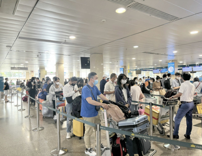 Cảng HKQT Tân Sơn Nhất chuẩn bị sẵn sàng đón khách dịp 30/4 -1/5 và cao điểm hè