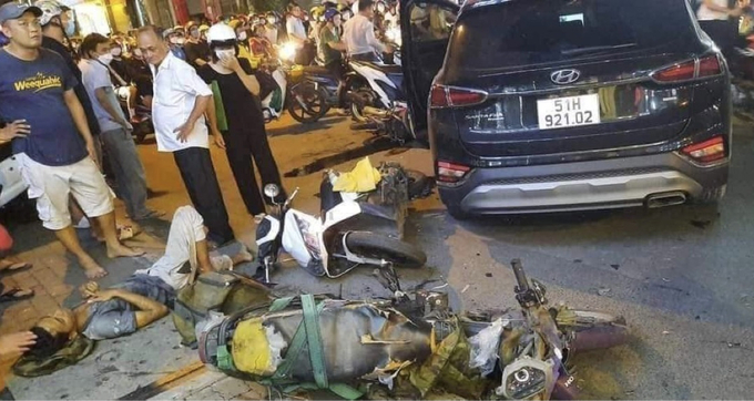 Hiện trường vụ TNGT nghiêm trọng tại TP Thủ Đức