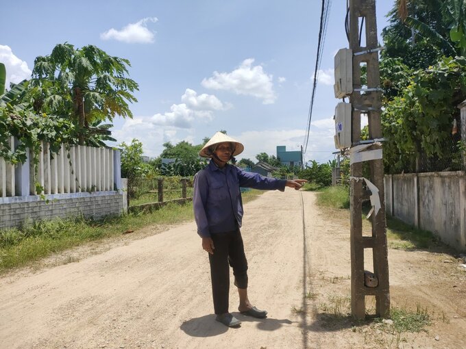 Những trụ điện 