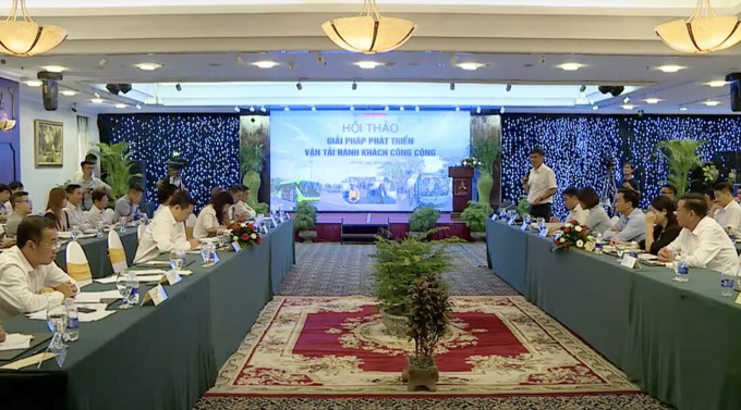 Hội thảo giải pháp phát triển vận tải hành khách công cộng hiệu quả do Báo Giao thông tổ chức.