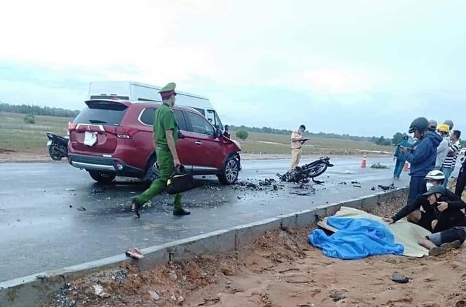 Hiện trường nơi xảy ra vụ tai nạn nghiêm trọng khiến một người tử vong.