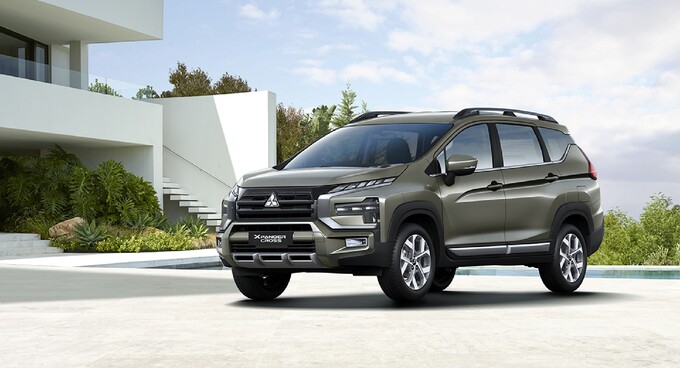Mitsubishi Xpander Cross 2023 chính thức  ra mắt tại IIndonesia.