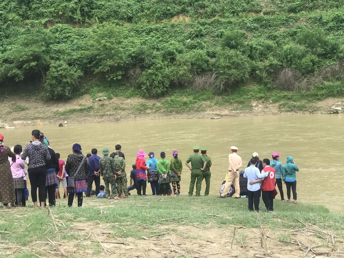 z3647654158740_920eab915b59b1fccf79d00867bb1a2d