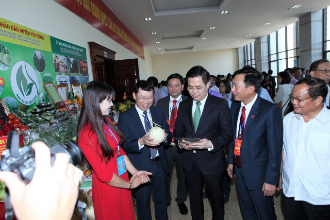 anh 5.1 tham quan gian hang