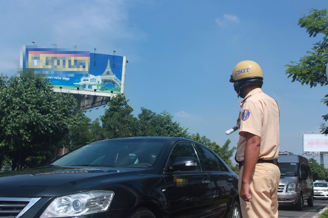 canhsatgiaothong_vuphuong_mkrh