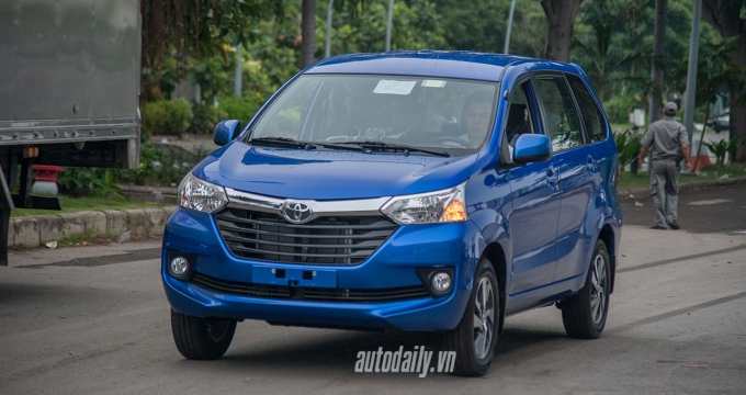 toyota-avanza-2