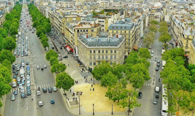 Phap-cam-tat-ca-loai-xe-chay-bang-xang-dau-diesel-