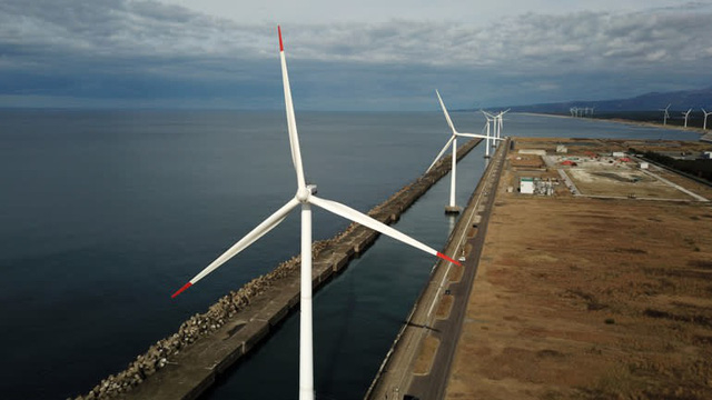 photo-1-15428717008201951040000