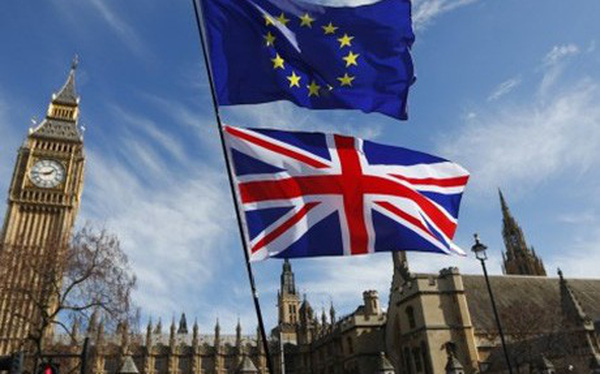 photo1545822150093-1545822150233-crop-154582220466