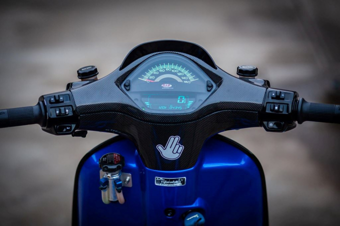 xedoisong_vespa_sprint_300_3_bebb