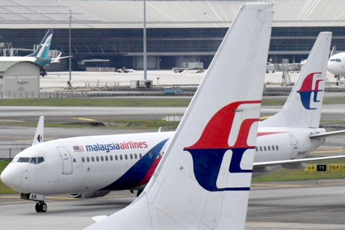 ha-ng-ha-ng-kho-ng-malaysia-airlines-tu-ng-lao-ao-