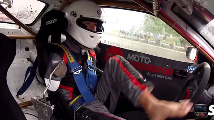 xedoisong_vandongvien_drift_xe_bang_chan_0_zwlp