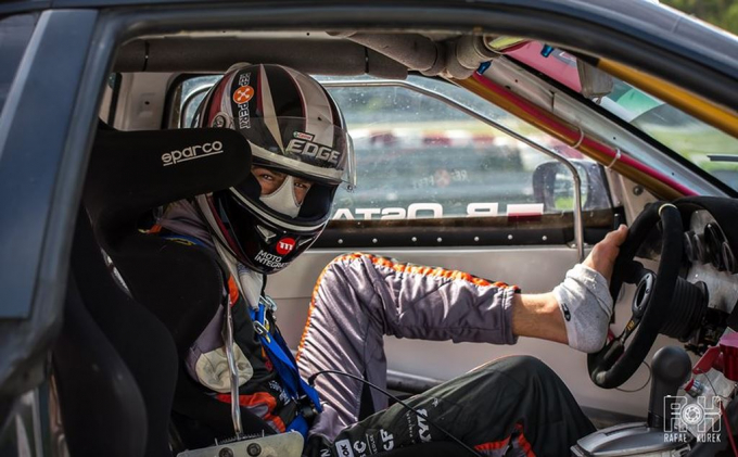 xedoisong_vandongvien_drift_xe_bang_chan_2_iqnj