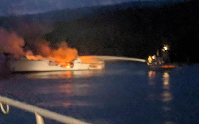 california-diving-boat-fire-santa-cruz-island-conc