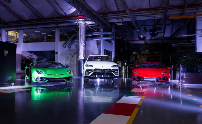 xedoisong_trai_nghiem_sieu_xe_lamborghini_christma