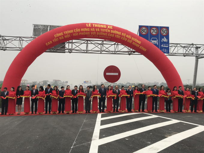 01B3B588-696D-406E-9061-49601F8483FF