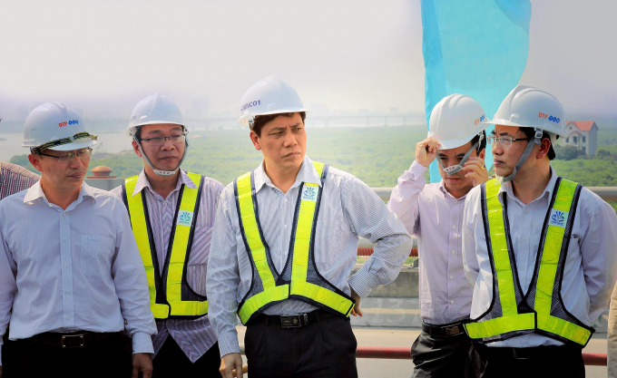 9814de4a729a8ac4d38b