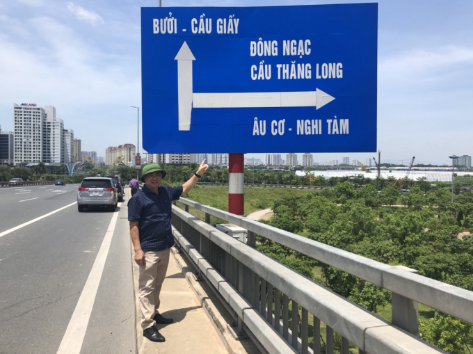 Phan luong cau thang long