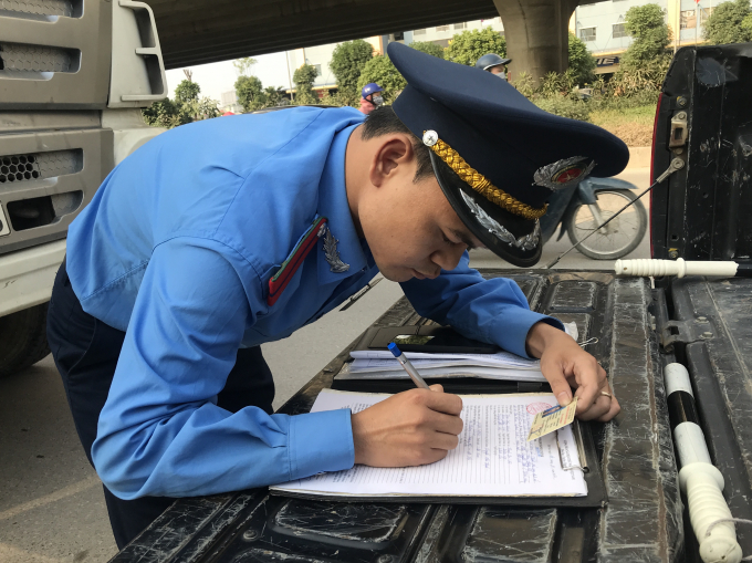 7CE2DB8E-8821-4042-9565-112FCB399B62.