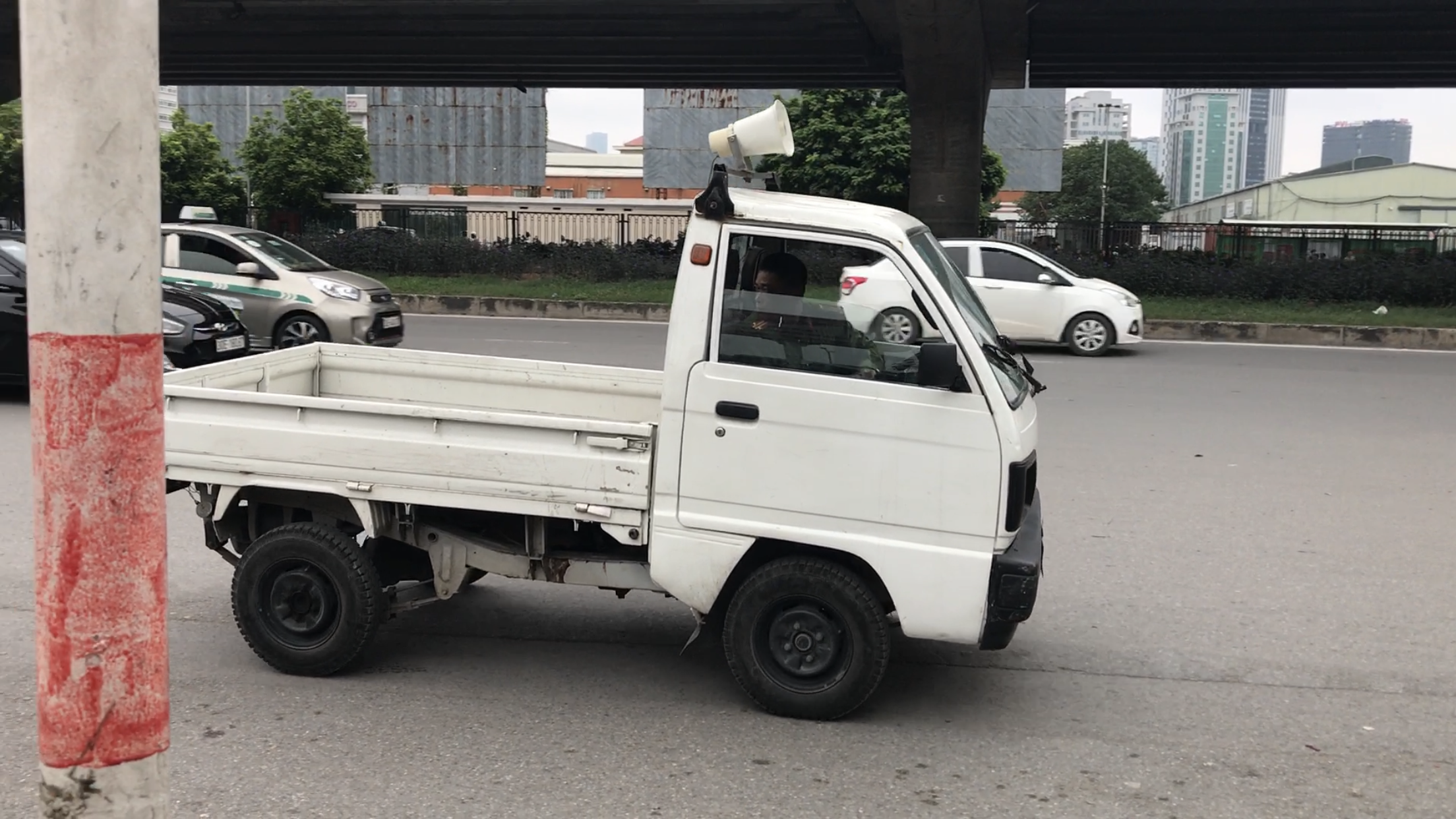 E4F1F608-82EA-4207-B90F-53D1A999A1B4