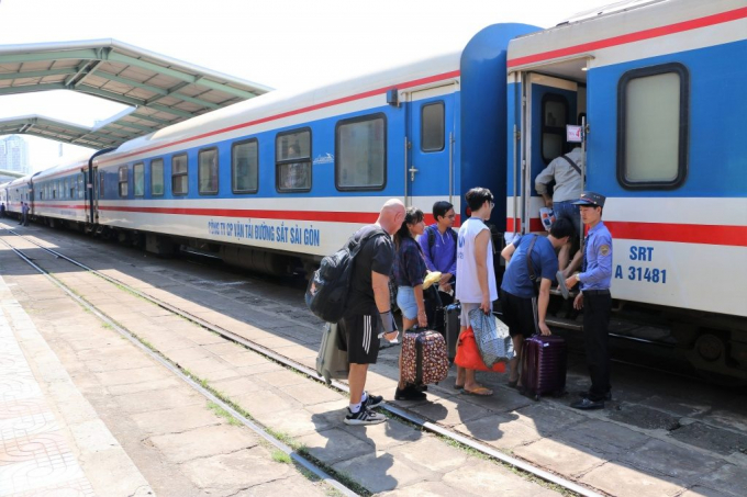 8EEC0CF5-94FB-4295-A60A-A9C043A8D20A.