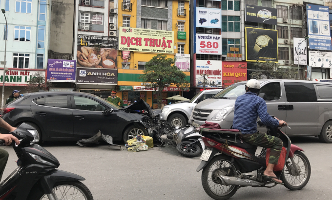 44761C93-70B4-4116-BA8B-1EDE0B59C06E.