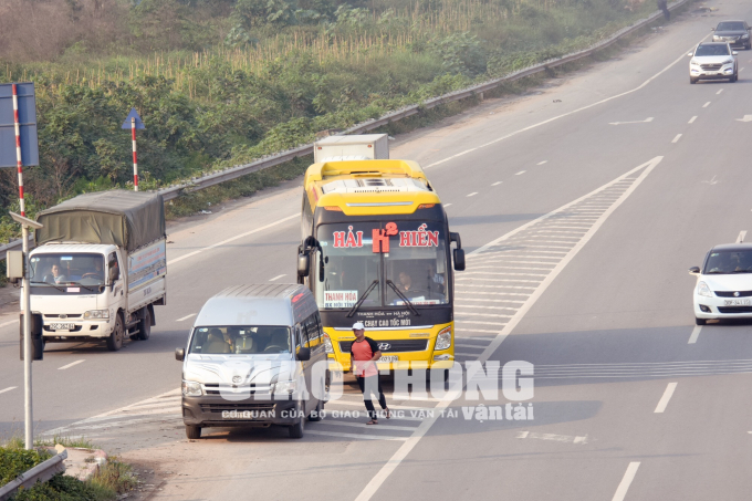 22E49A94-A6B7-483C-8E14-E1302FA7E02B.