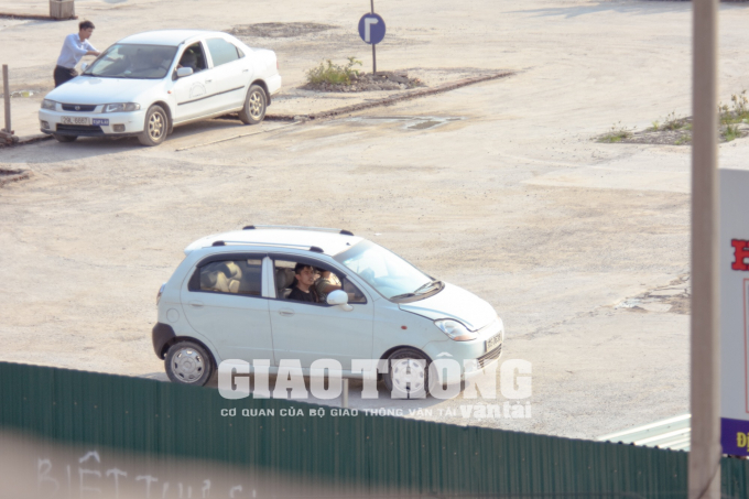 036789C7-659D-4195-952D-A87FDBE14C8D.