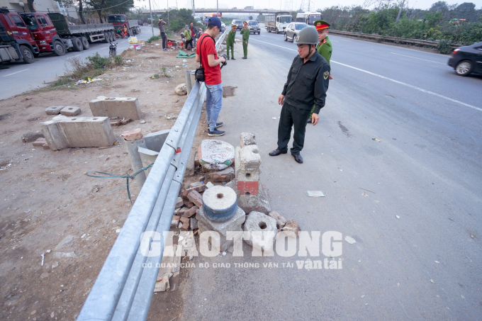 54F054A7-B34F-4F61-B9A4-5DB13C5271F1.