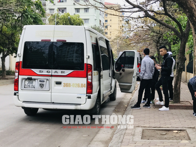 8EB05702-62DC-446B-A78E-38DF3B726C9B.