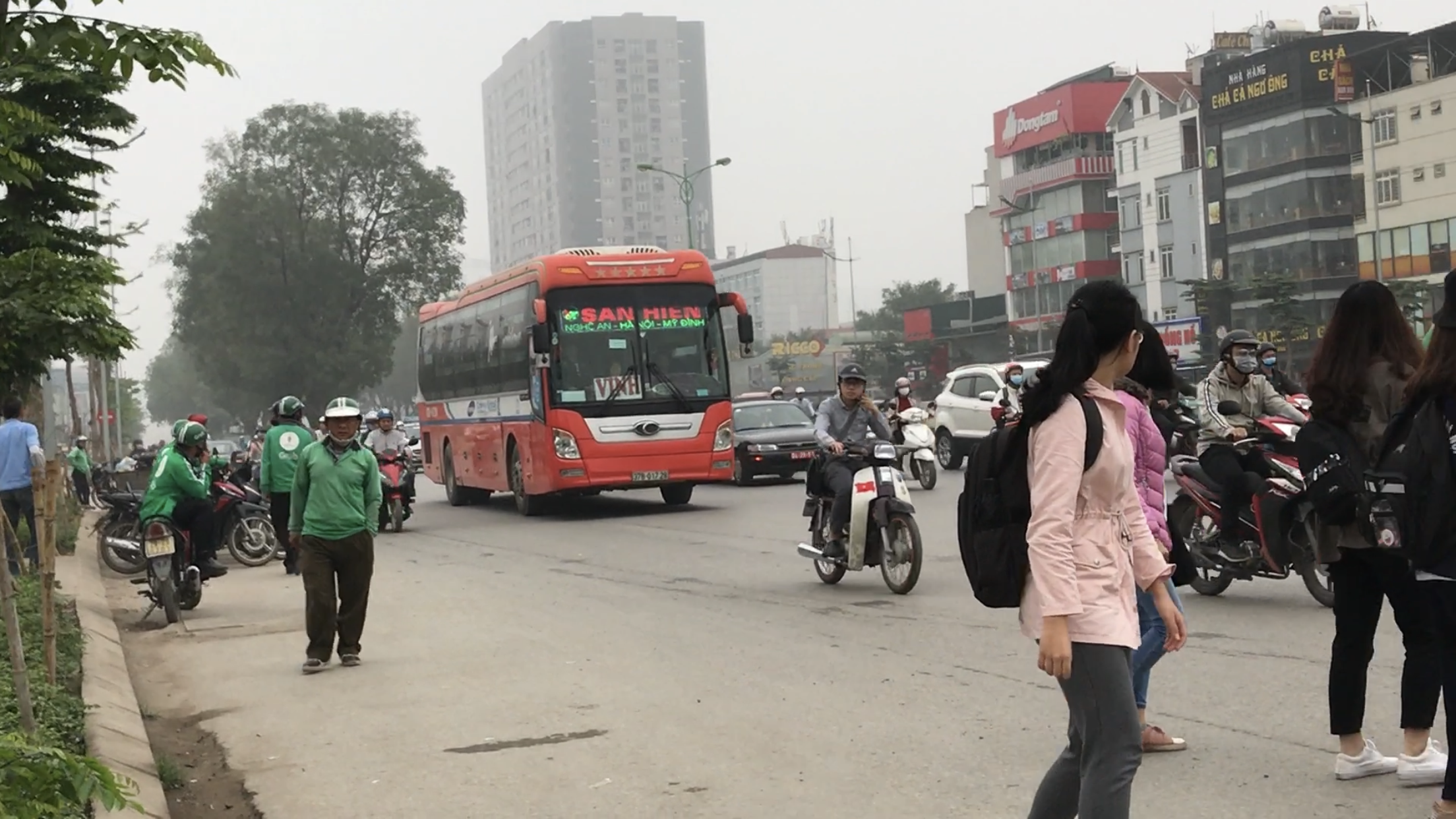 88899255-A356-462E-9883-1BA8371EDD60